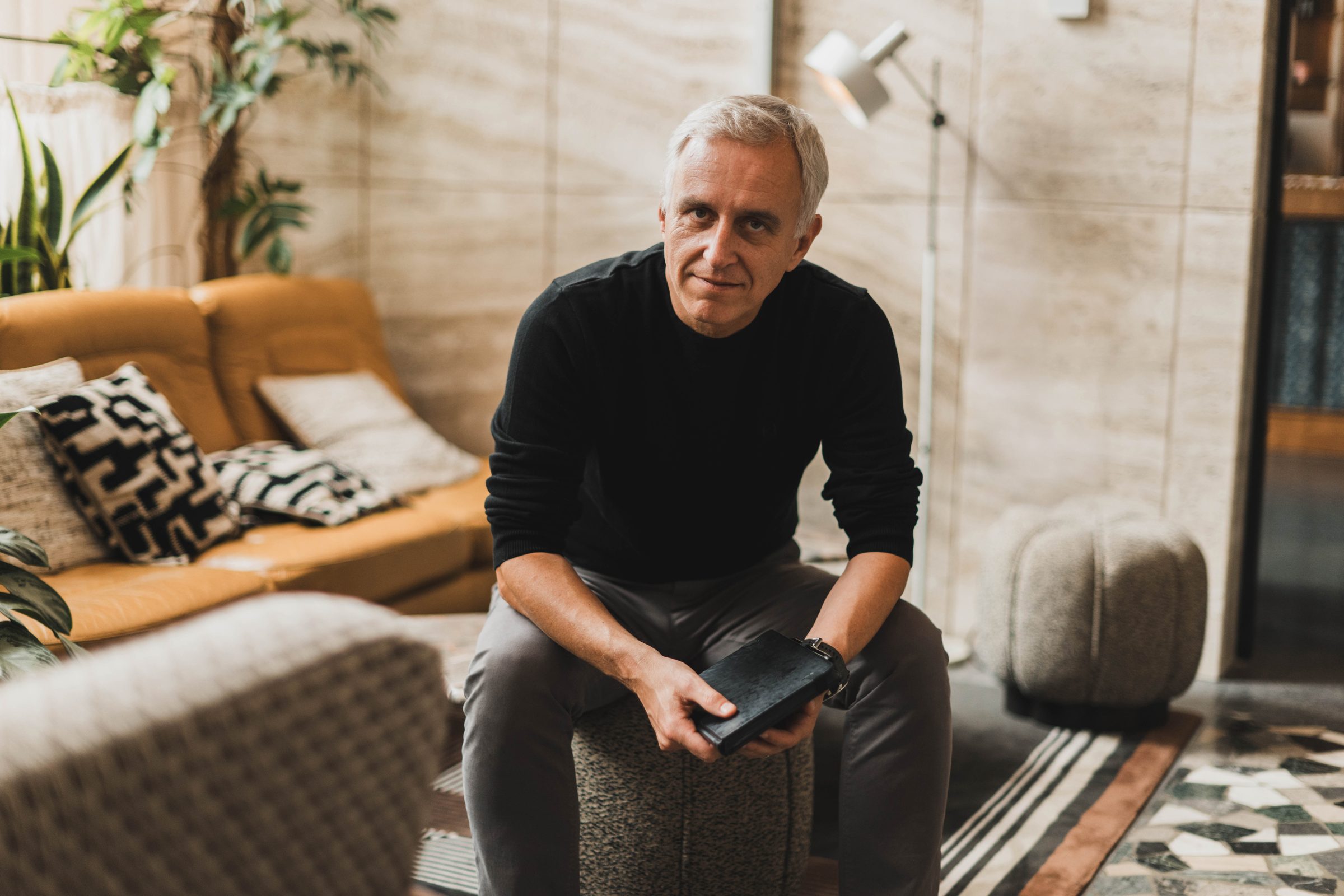 Pressefoto Josef Obergantschnig: Hocker